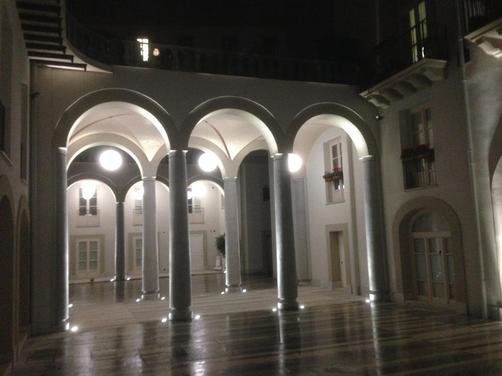 Appartamento In Palazzo Lampedusa Palermo Exteriör bild